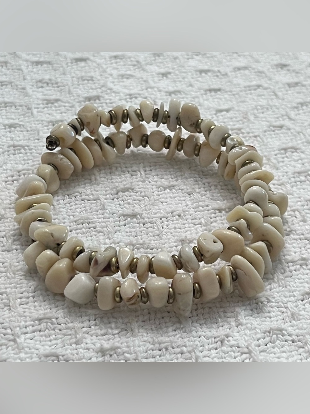 Handmade Cream Shell Chip Wrap Bracelet Gold Tone Beachy Boho